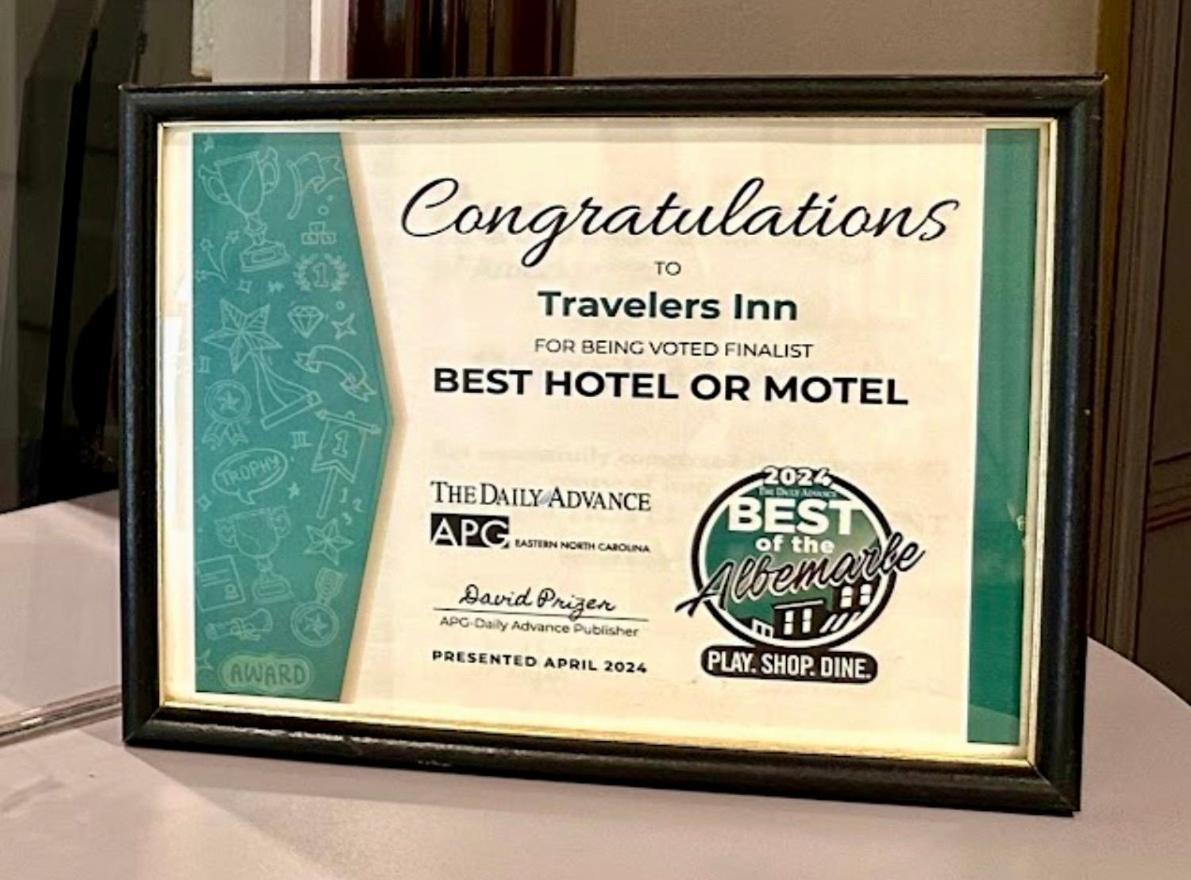 Travelers Inn אליזבת סיטי מראה חיצוני תמונה