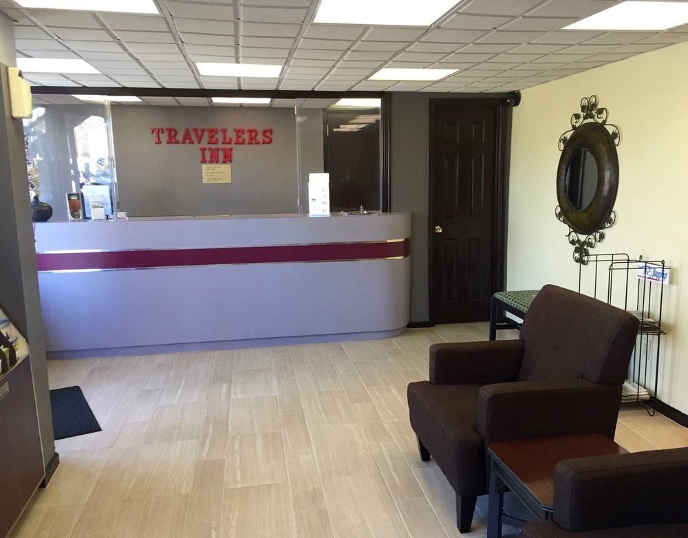 Travelers Inn אליזבת סיטי מראה חיצוני תמונה